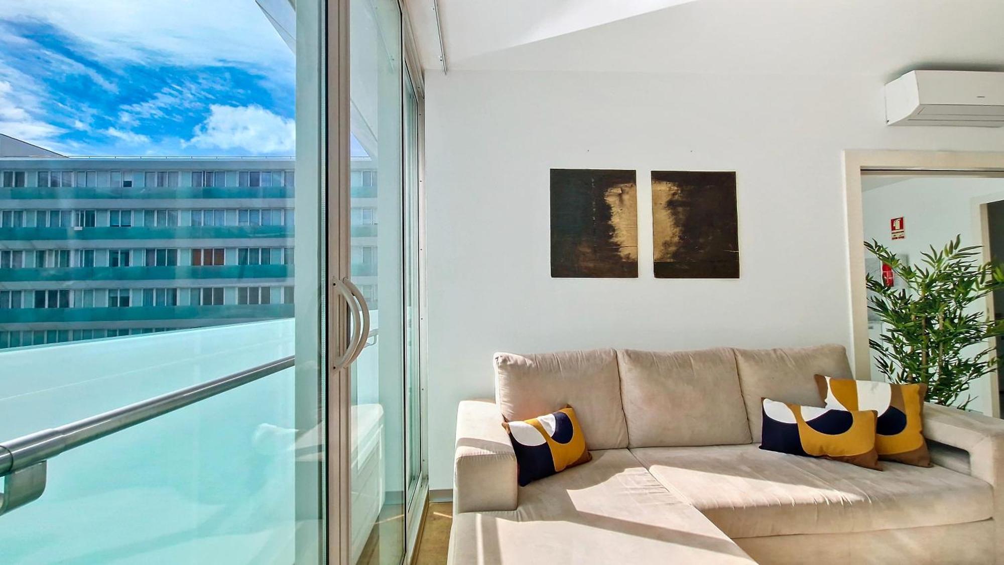 Apartamento Upscales By Lovelystay - Private Parking *