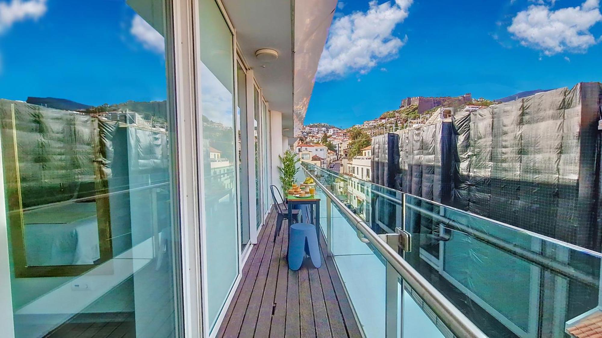 Upscales By Lovelystay - Private Parking Apartamento Funchal (Madeira)