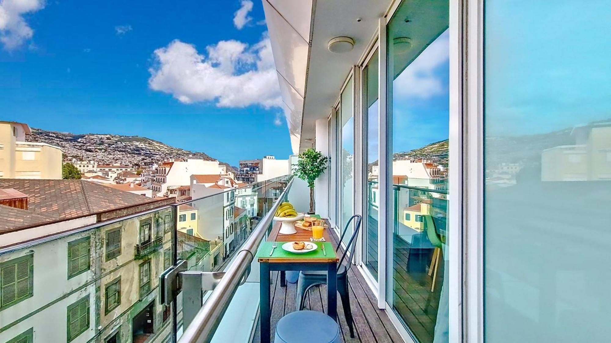 Apartamento Upscales By Lovelystay - Private Parking *